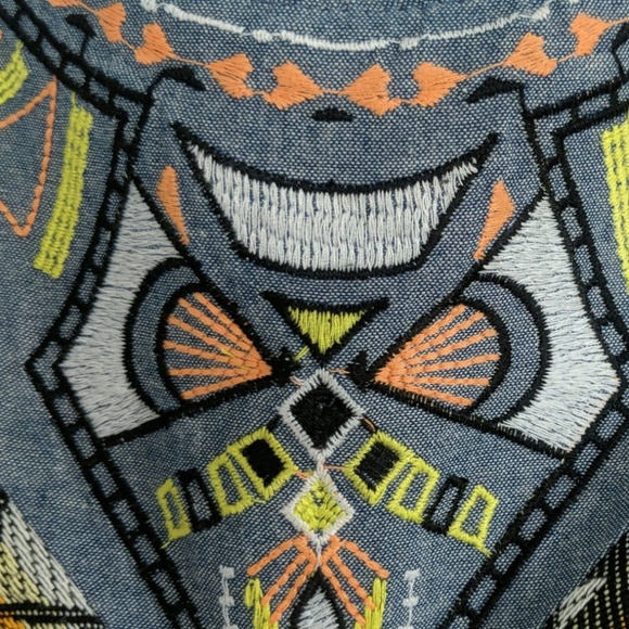 Beautiful Flying Tomato maxi dress. Size small - Picture 6 of 6